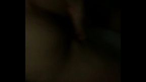 Manoseando con aceite a novia