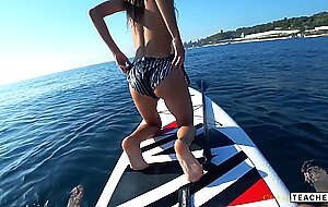 Goldteachers, lustful student seduced a surf instructo