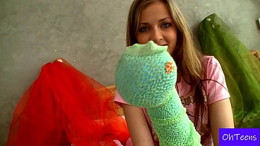 Horny Beautiful Abi