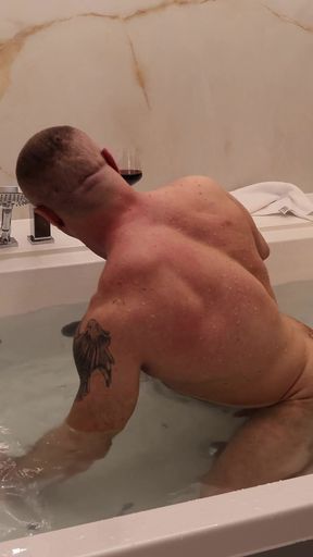Hairy Muscle Stud: Luxury Jacuzzi Strip & Raw Jerk off - 4K Bodybuilder Solo