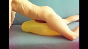 Twink Humps Yellow Balloon to Cum