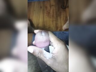 Would u love to lick all this cream off this lucious sugar-plum? ????????????????