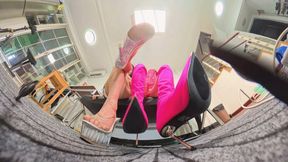 VR360 ERER and his friends' boots and high-heeled sandals rule the dwarves