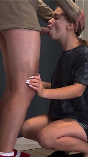 Slutty Bridesmaid Sneaks Away to Suck Me off