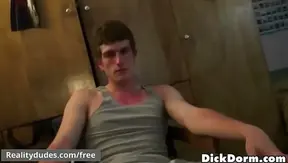 Straight Friends Turn Gay for Reality Dudes: Cock–Sucking College Experiment