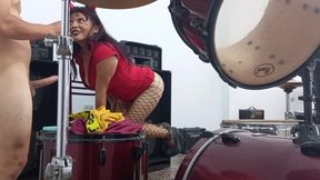 Rock Musicians Have Sex During Rehearsals