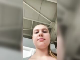 Avid screwing in the gym
