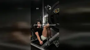 Live stream beauty flashes tight 18-year-old pink pussy