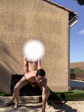 He moans outside, the neighbors hear him screaming