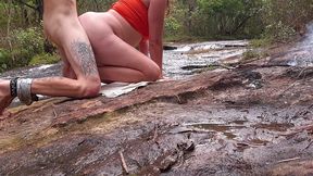 uma puta na cachoeira? comi sem camisinha mesmo