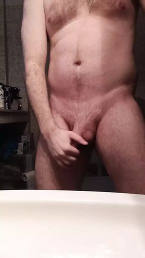Big flaccid cock and Daddy in the mirror