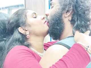 Malayali Sexy Pair Intensive Lip Lock – Wild Romance to Coarse Sex