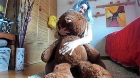 big squirting big teddy bear plush toy