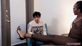 Freak of the week K Gushes hard while Black tranny fucks guy raw anal hardcore
