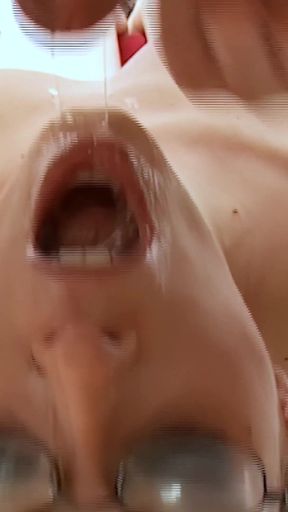 Ana Marias First Deep Throat Golden Shower and Pee