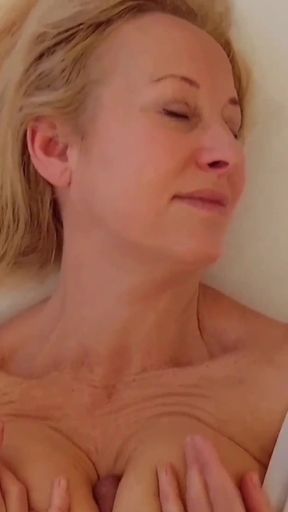 Mature Blonde Amateur Wife Enjoys Sex