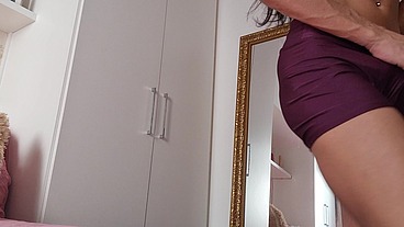 Paloma Veiga chegando cheia de tesão da academia gozando litros de leite na propria barriga