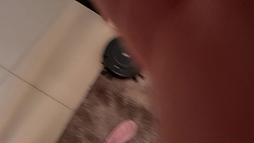 Paloma Veiga chegando cheia de tesão da academia gozando litros de leite na propria barriga