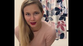 Stella Cardo squirted in the fitting room