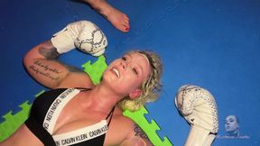 Amber Vs Minnie - Boxing, Wrestling