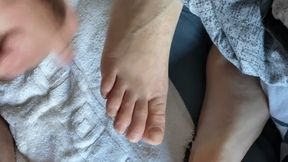 MORE MESSY JERK OVER TOES - HD