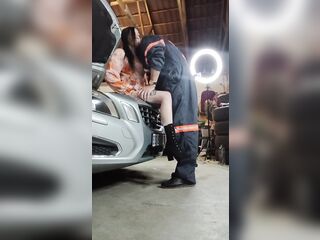 My car broke down and had a Excited mechanic helping me to fix the car