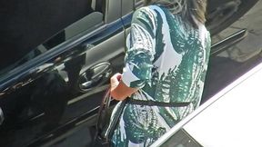 Milf Shows All in Public Upskirt Video