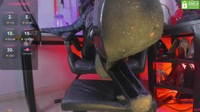 Dirty soles boots