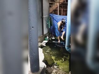 FN125 Taking a shower right where eyes used to wander.