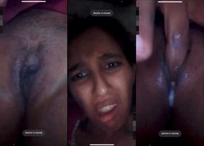 Pakistani hot girl fingering creamy pussy