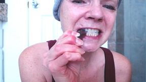 Teeth Biting Gummy No 20