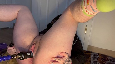 Boy With Pussy FUCKED By Machine JaysaliXx