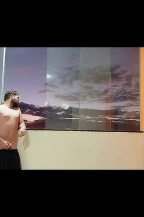 The Student Showed Himself on the Balcony of the New House to Be Seen.