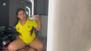 Colombian big ass pays me a bet with delicious sex