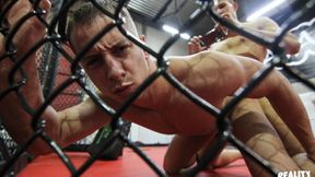 Joe Mentana & Jordan Fox Get Wild in the Octagon - Reality Dudes
