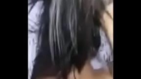 Botando tudo no cuzinho da novinha
