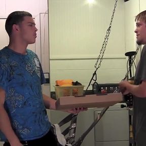 Pizza Boy - Chapter 1