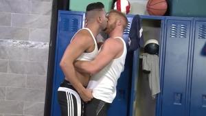 PrideStudios - Brunette Sean Duran bareback kissing