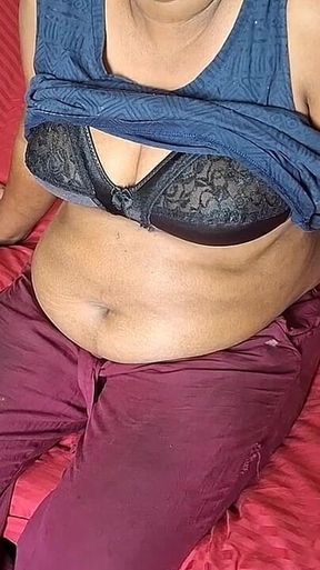 Asian MILF StepMom so Horny Viral Video