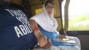 A Beautiful Indian Stanger Girl Sucked My Dick,when I Was Masturbating Inside the Auto