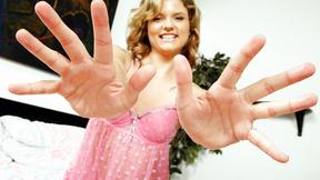 ”Scarlett Fever's Slippery Hands”