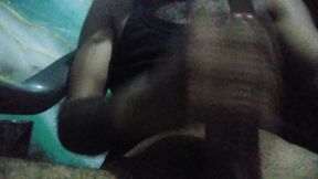 Maine apne room mein apne cock ko hilaya