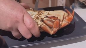 Eating a full crab and showing my ass