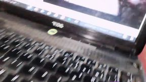 mi madrastra lesbiana colegiala jovencita se masturba viendo porno y me envia el video por 1000 pesos, sexo casero real amateur.