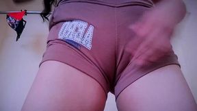 mi madrastra lesbiana colegiala jovencita se masturba viendo porno y me envia el video por 1000 pesos, sexo casero real amateur.