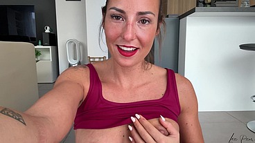 My Workout Quickly Turns Into a Session of Joy and Pleasure ( Masturbation )
