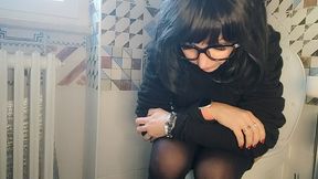 the sweet dirty sound from the toilet