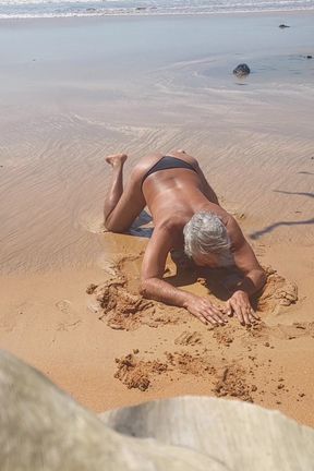 Ladysilva on the beach in very sexy panties her big ass