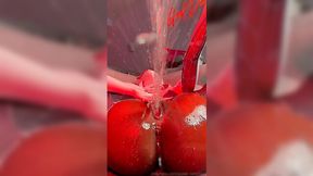 Ebony spider girl rubbing her pussy till a squirty fountain!