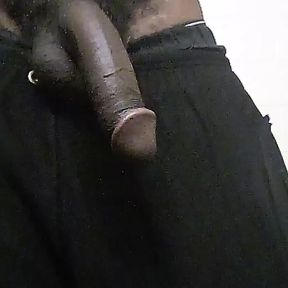 DL thug on the low with juicy big black dick and tight bootyhole spreading